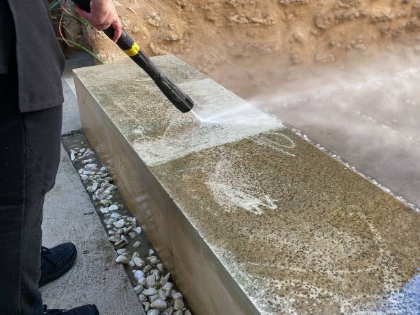 Best Pressure Washing Brick  in Middlesborough, KY